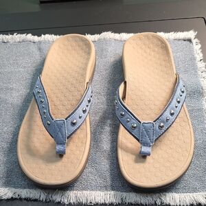 Vionic Sandals - Vanessa